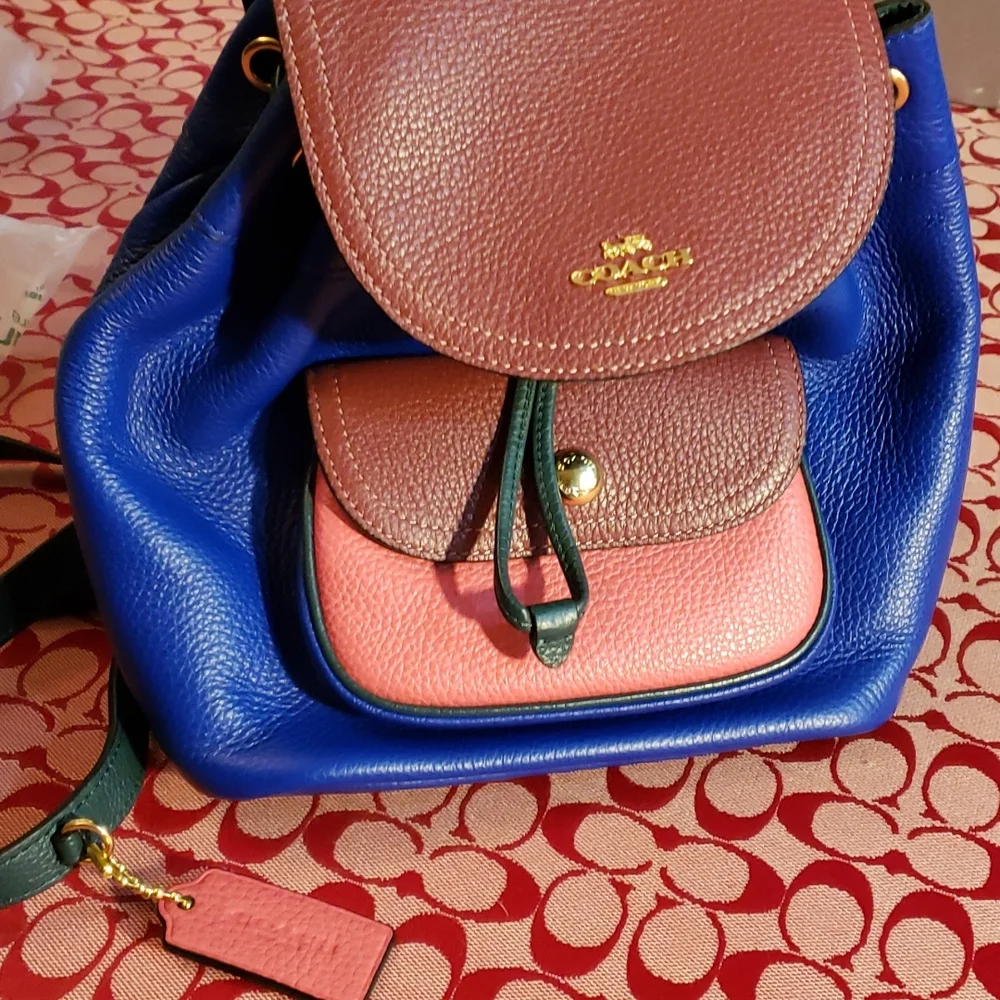 Authentic Coach Backpack 💖❤ - Picture 12 of 12